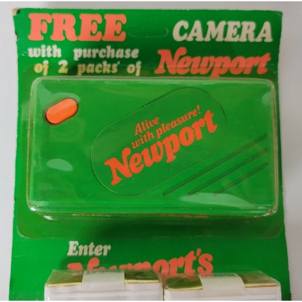 Vintage NIP Newport Cigarettes Camera Free Giveaway Advertising‎ 1988